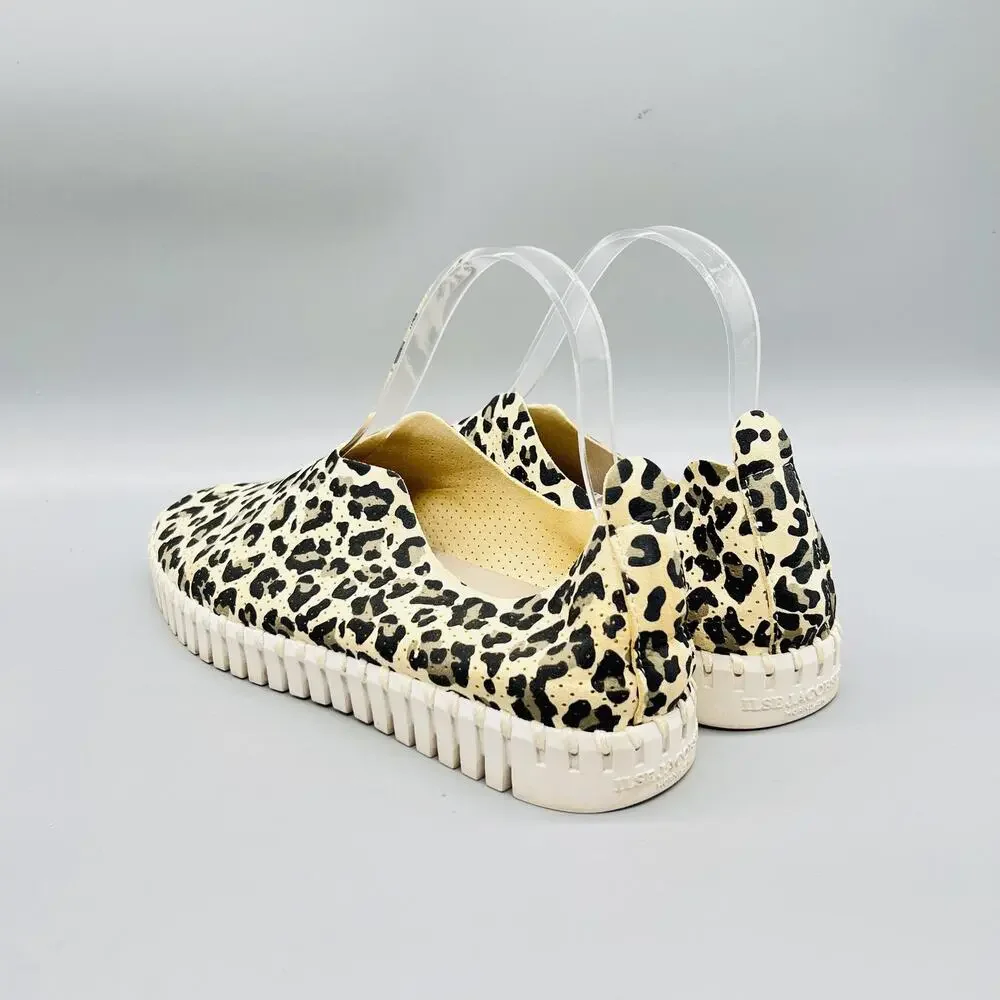 Ilse Jacobsen Shoes Womens 9.5 Beige Leopard Microfiber Flats Slip On Comfort